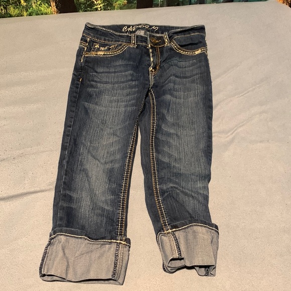 Capris! - Picture 1 of 2